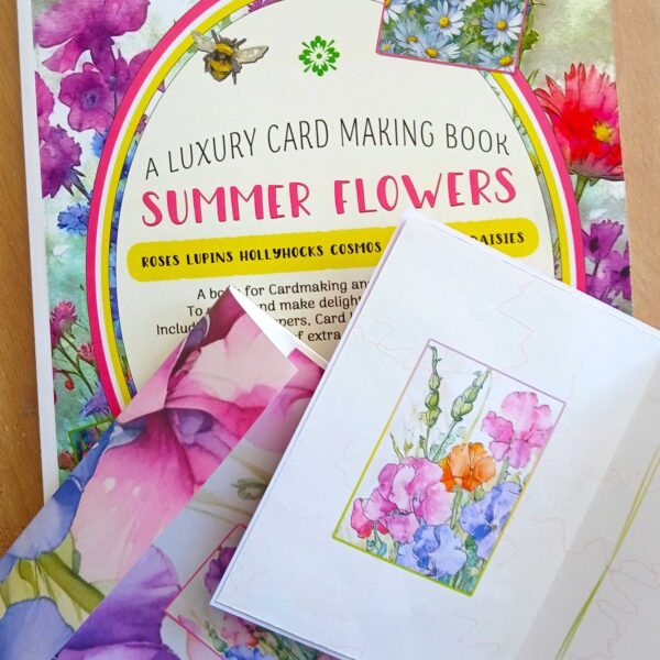 Summer Flowers : A Luxury Card Making Book : A Card Kit Book to cut and make your own Greeting Cards - Image 11